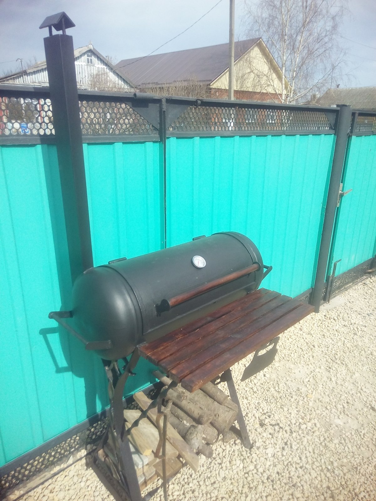 Мангал барбекю из газового баллона