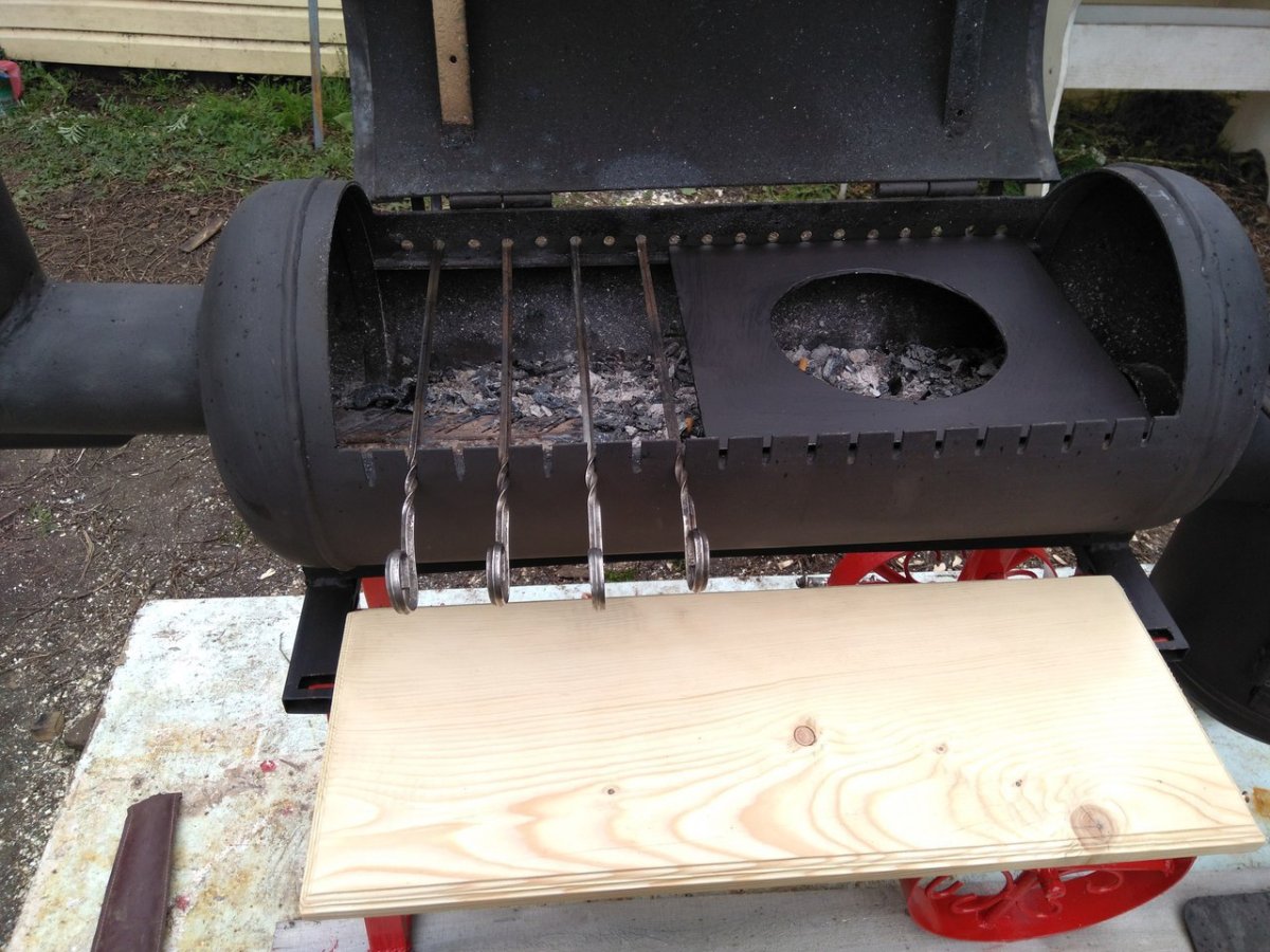 Мангал-коптильня универсальный ш.к.1072