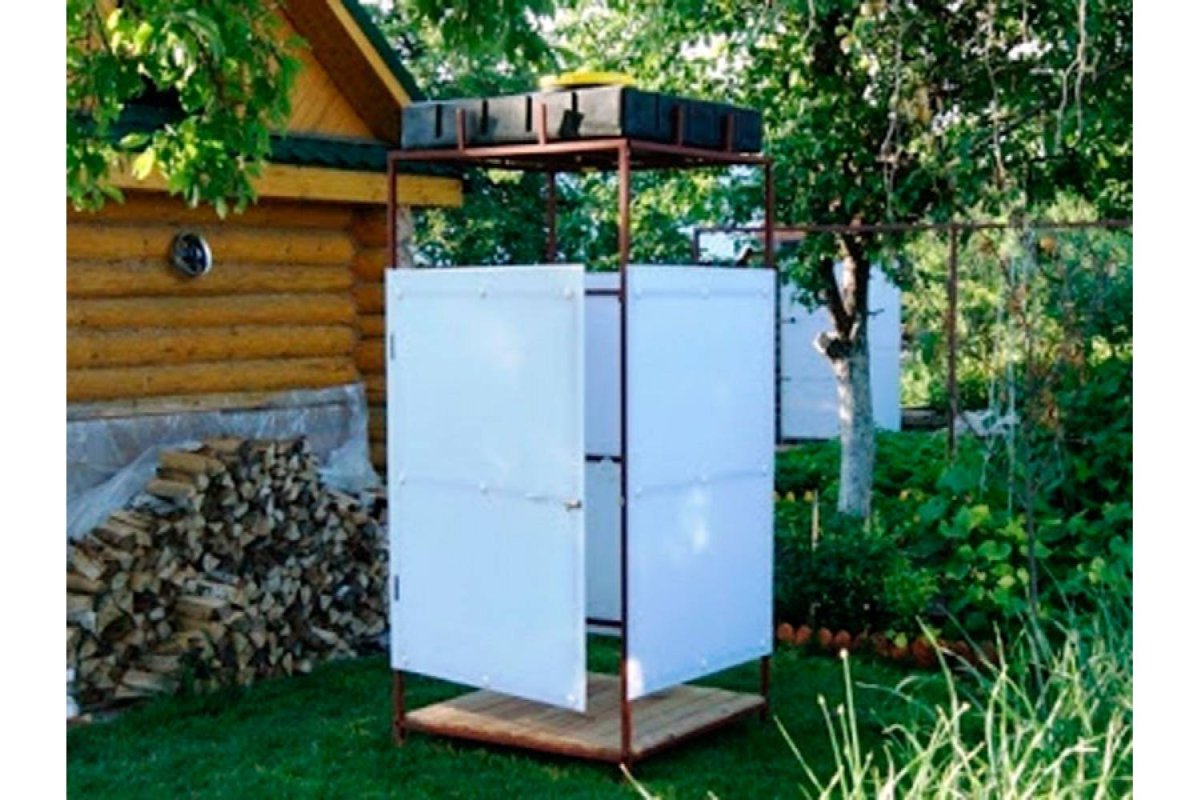 Оригинальный летний душ