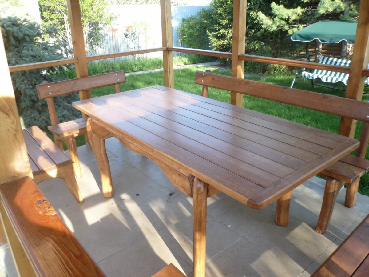 Стол в беседку