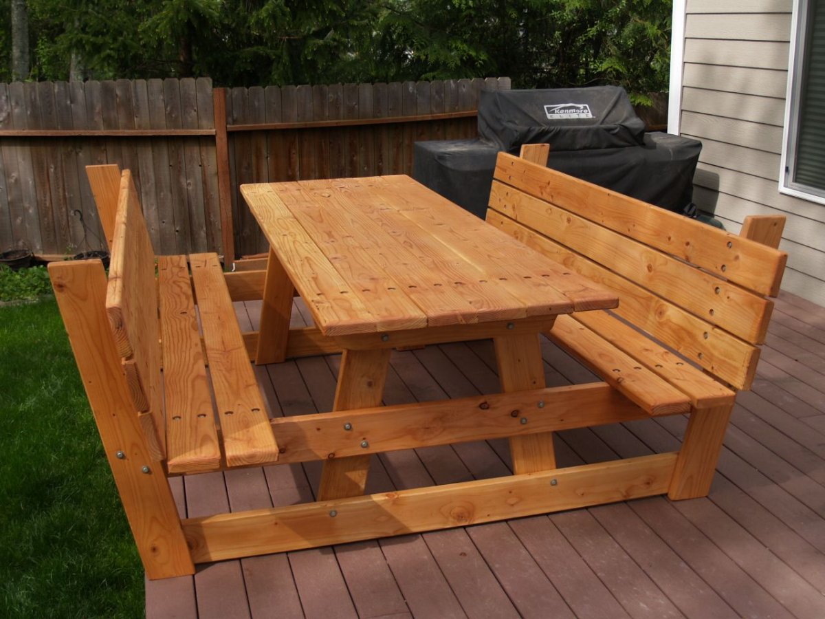 Стол садовый деревянный