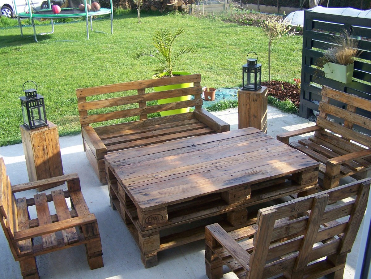 Мебель из паллет для дачи