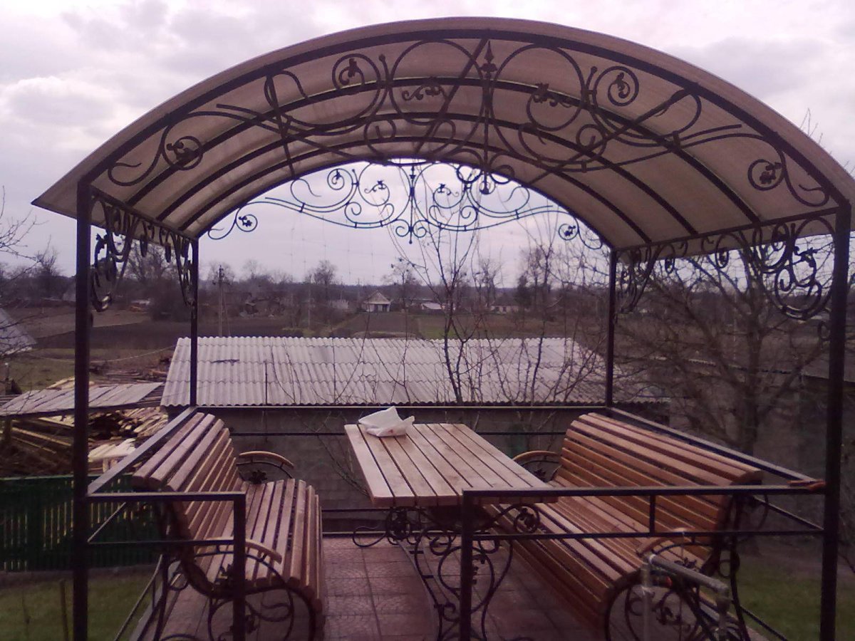 Беседка для дачи из металла