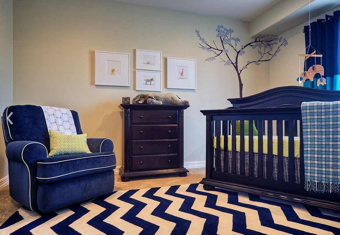 Синяя мебель в детской комнате