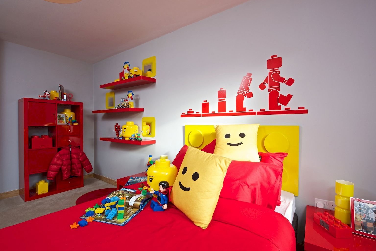 Комната в стиле лего