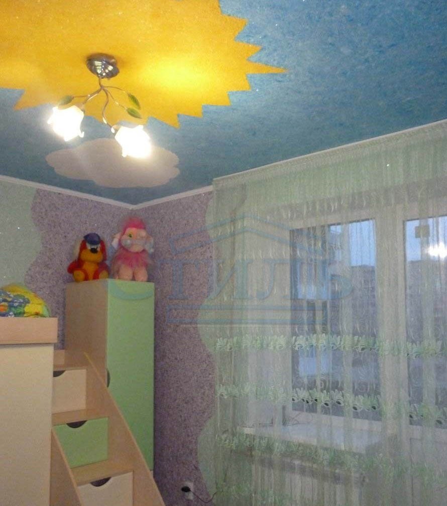 Потолок в детской жидкими обоями
