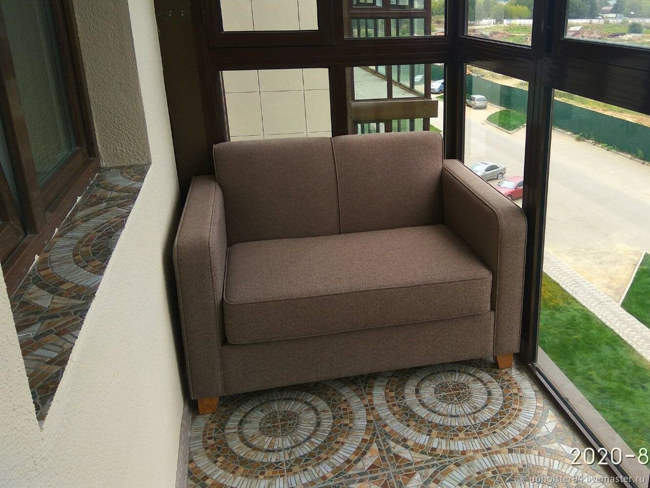 раздвижной узкий диван на балкон