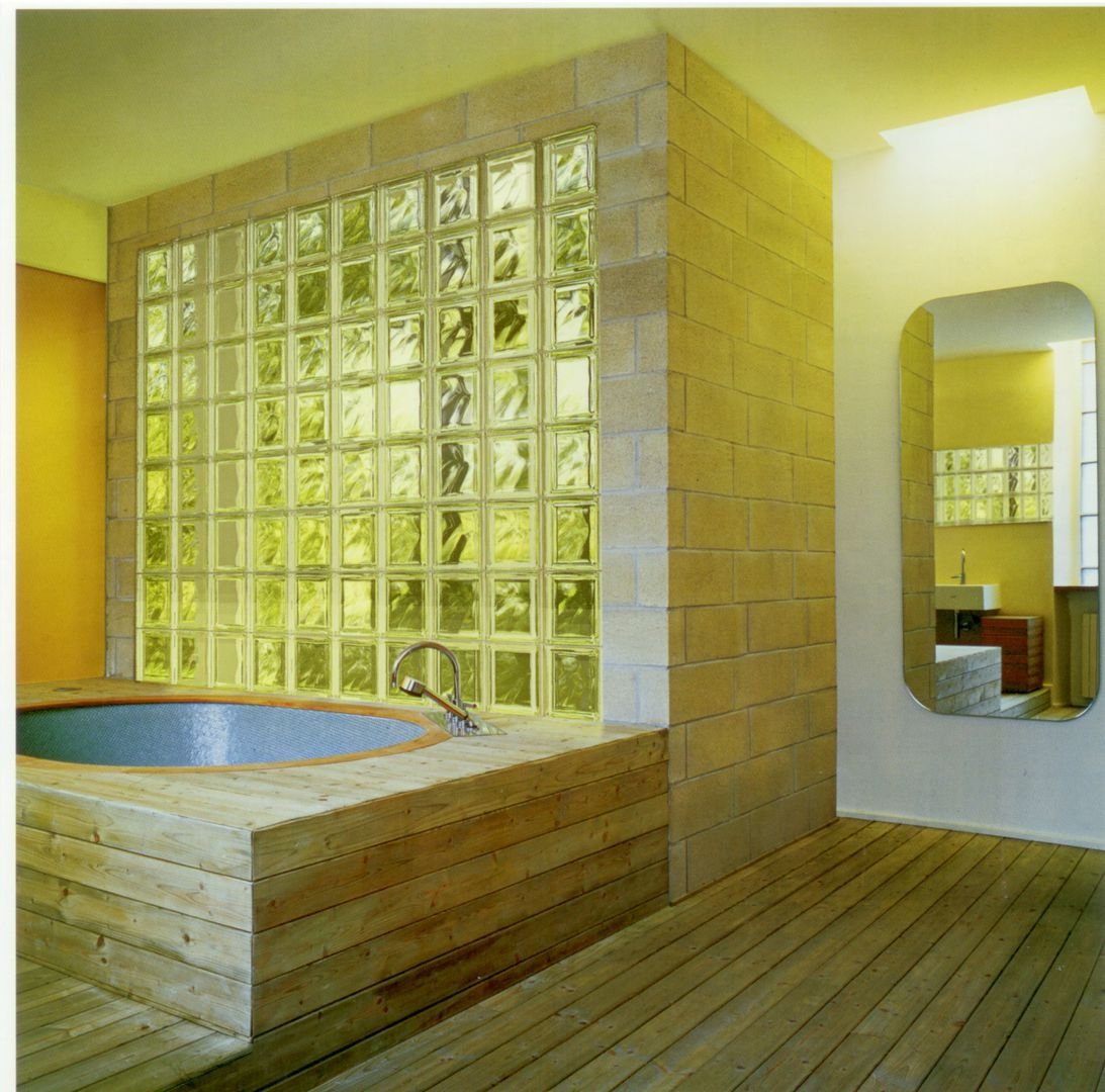 Ванная комната из стеклоблоков фото