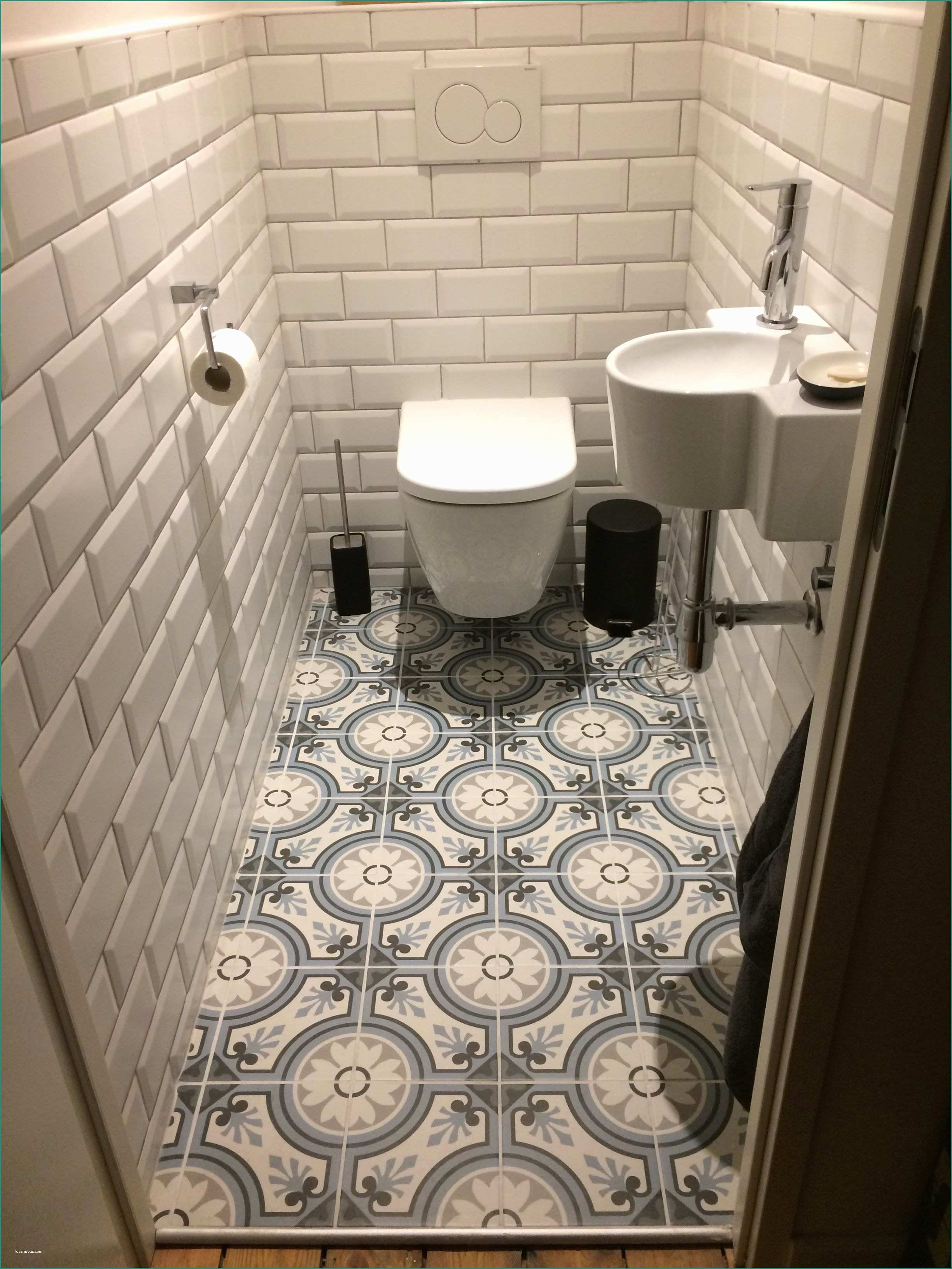 варианты укладки плитки в туалете дизайн