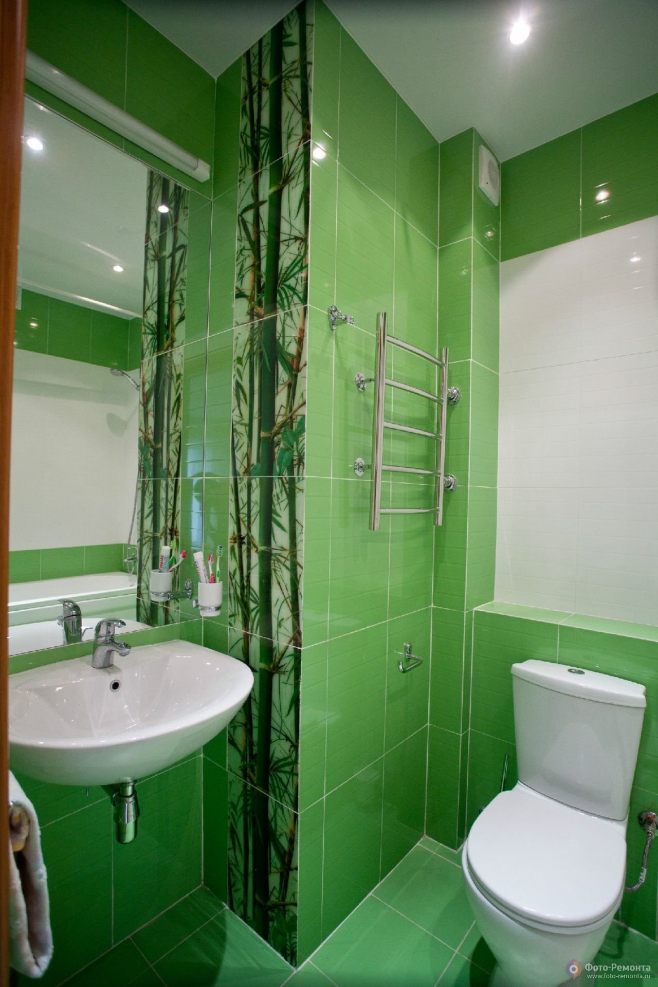 Туалет цвет зеленый. Зеленая плитка в туалете. Туалетная комната в зеленом цвете. Ванная в зеленом цвете. Салатовая ванная комната.