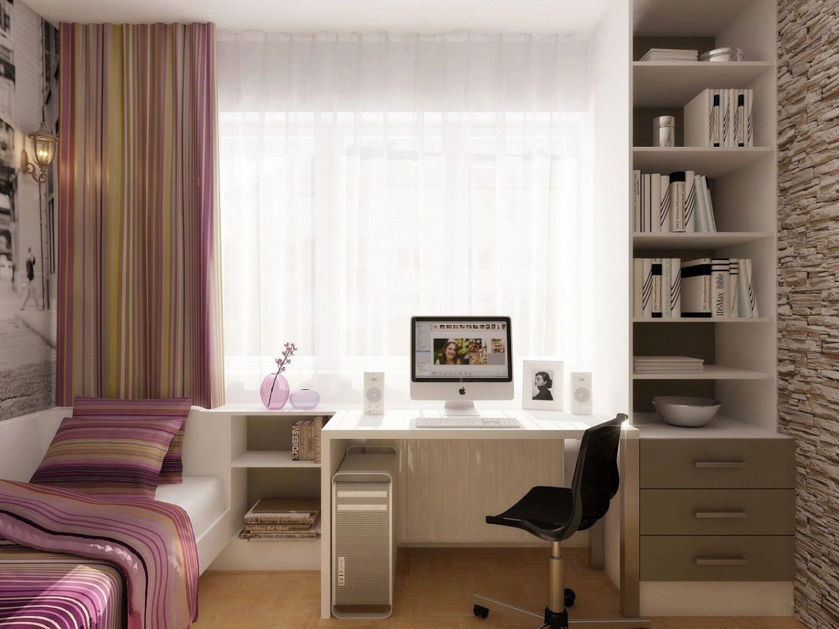 Стеллажи у окна в детской