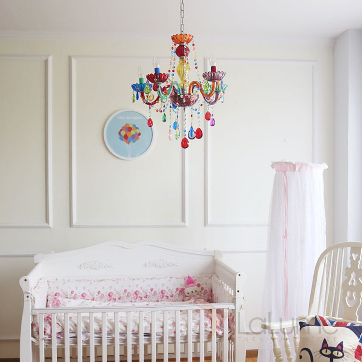 Люстра в комнату девочки