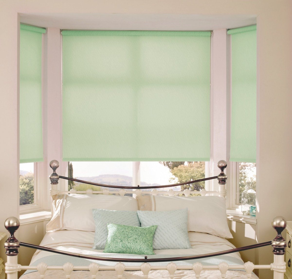 Жалюзи в комнату