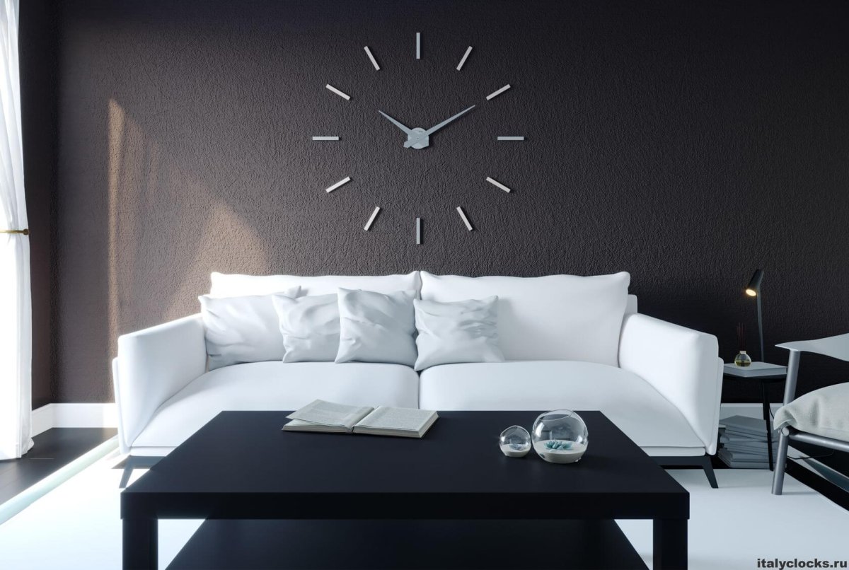 Часы с фоторамками настенные