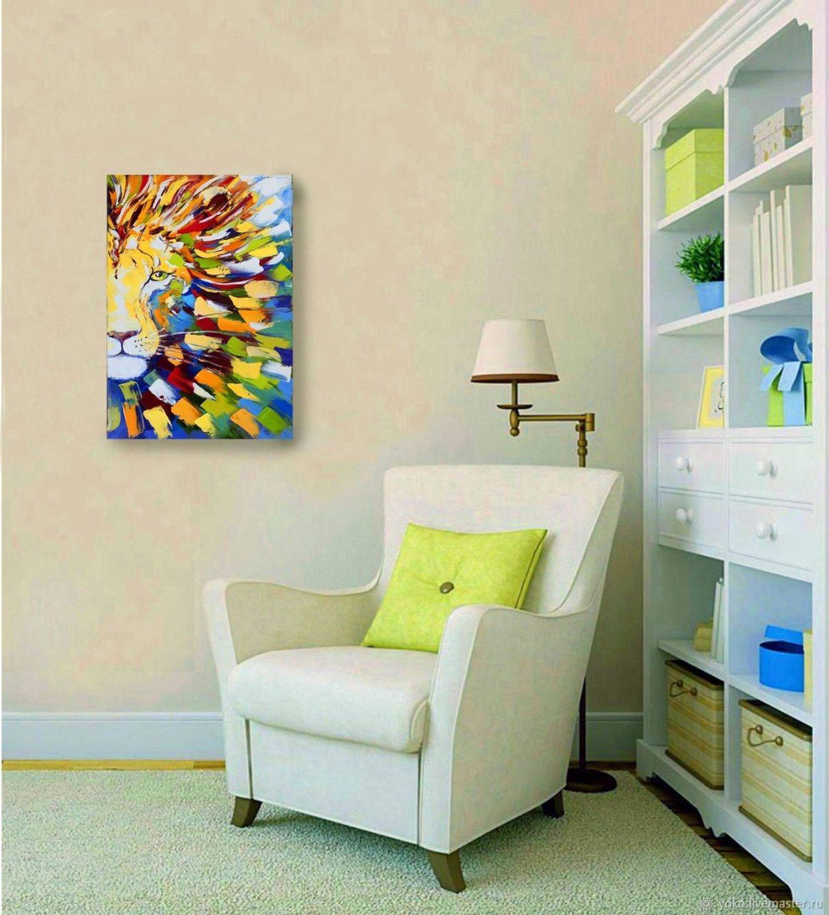 Детские настенные часы в комнате