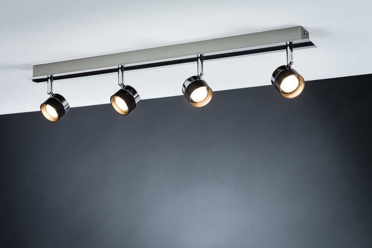 Трековый светильник al106 в гостиной