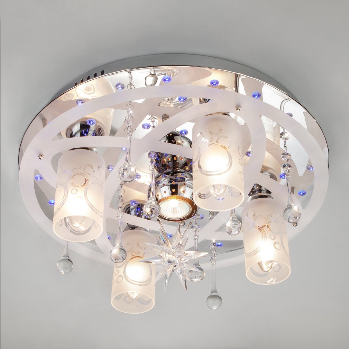 Люстры для спальной комнаты