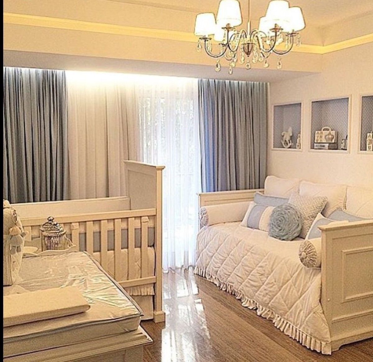 Спальня для родителей и малыша