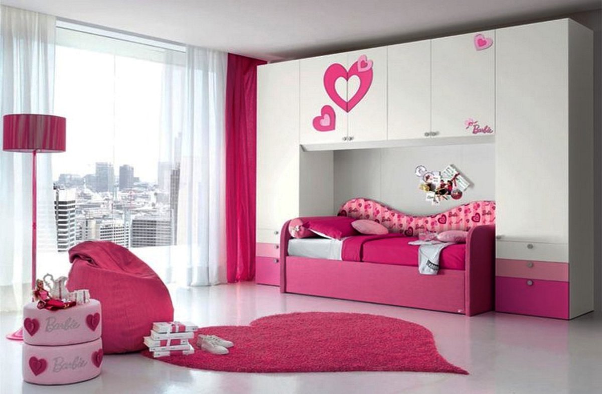 Диванчик в детскую комнату