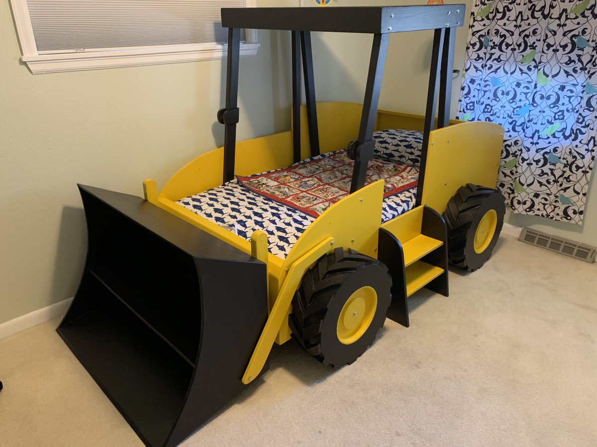 Кровать детская желтая с пропеллером