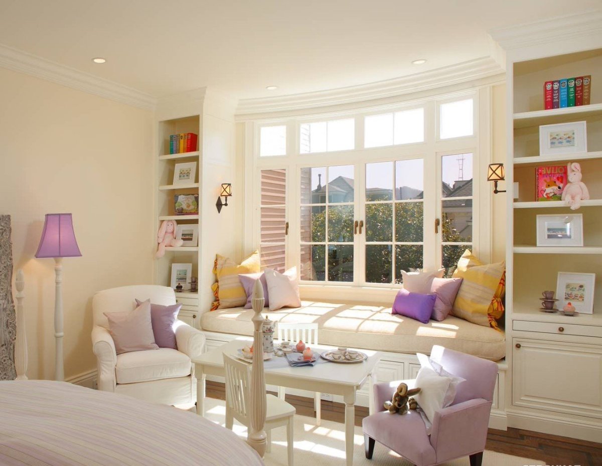 Спальня подростка девочки с эркером