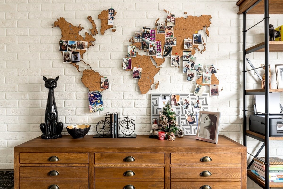 Идеи интерьера с картами из дерева