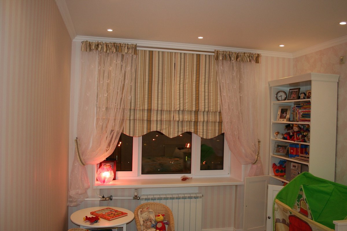 Шторы в детской до подоконника