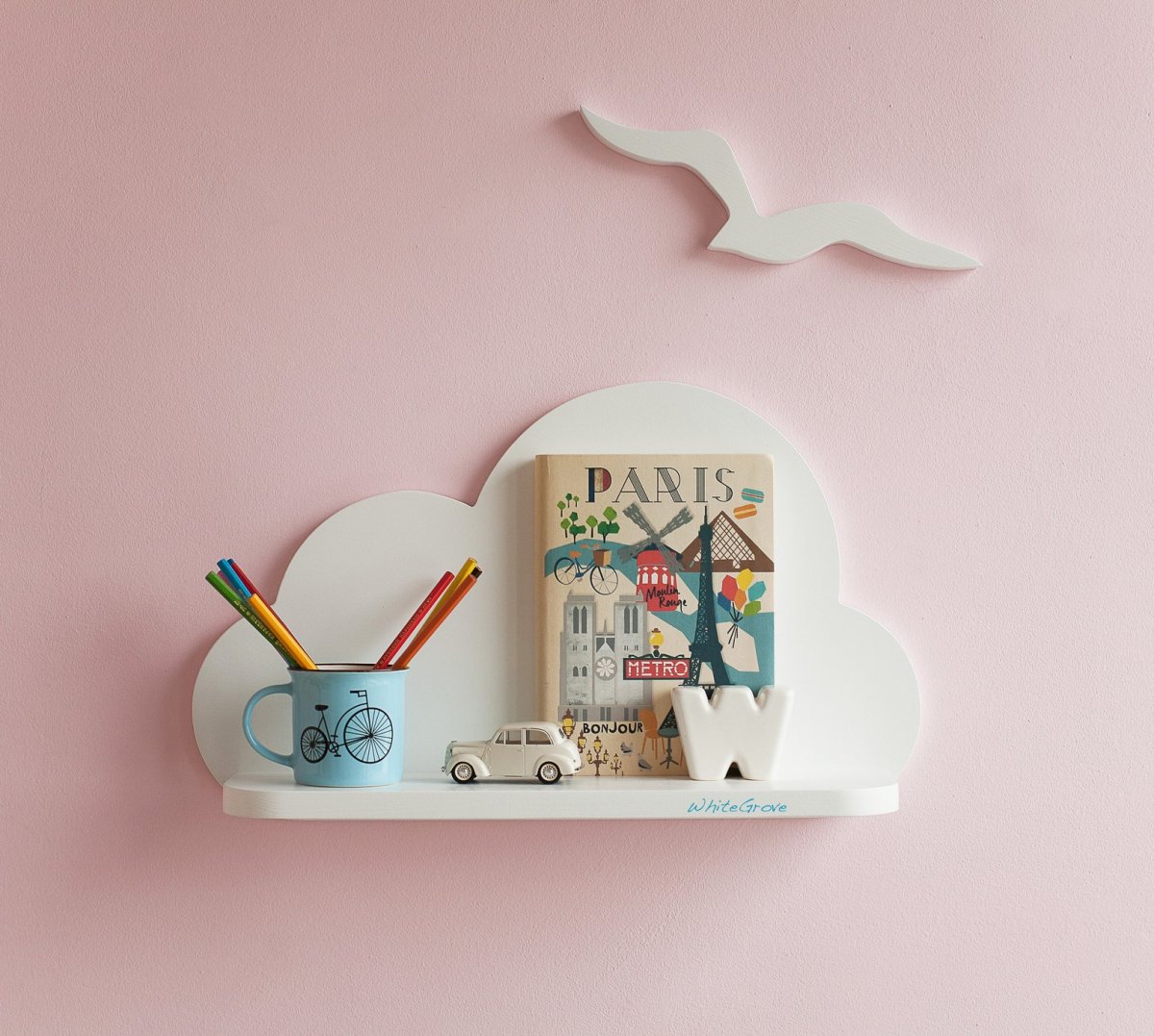 Полки в детскую комнату настенные