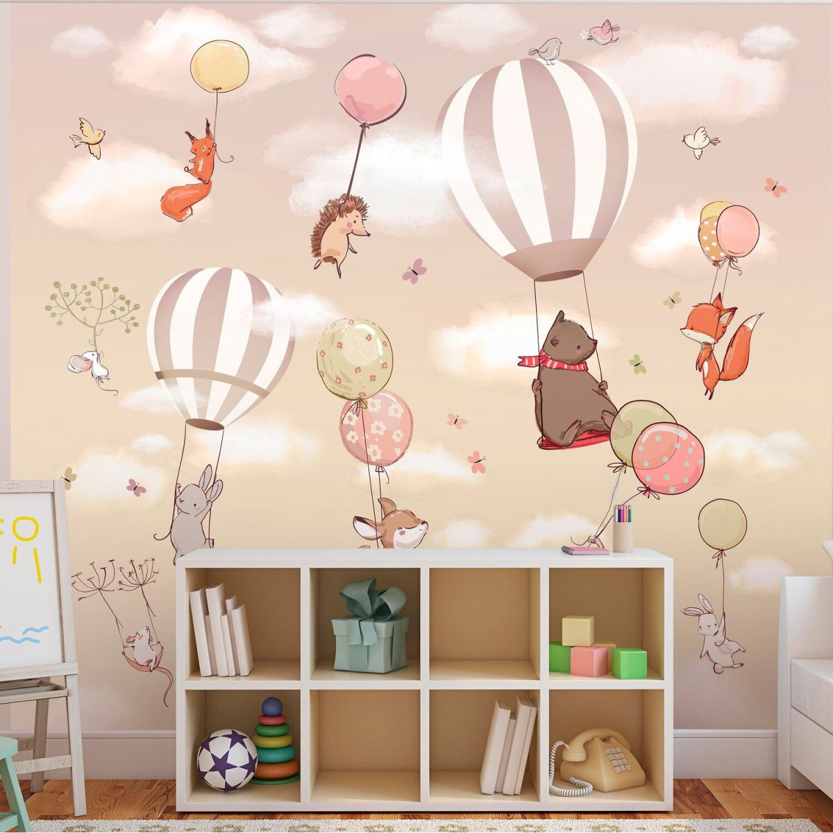 Фотообои с шарами в интерьере детской