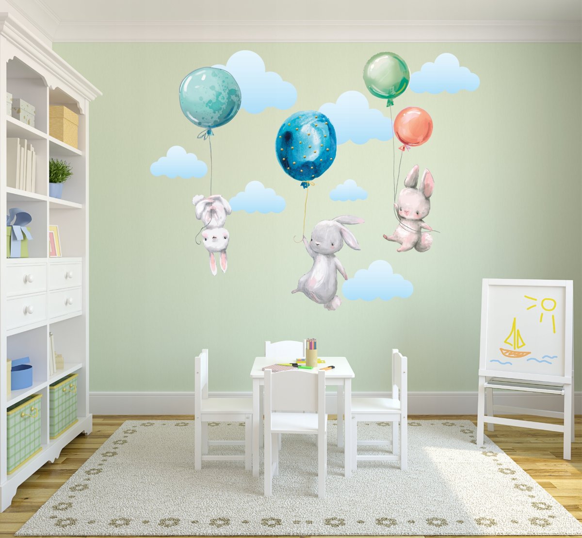 Воздушный шар на стене в детской