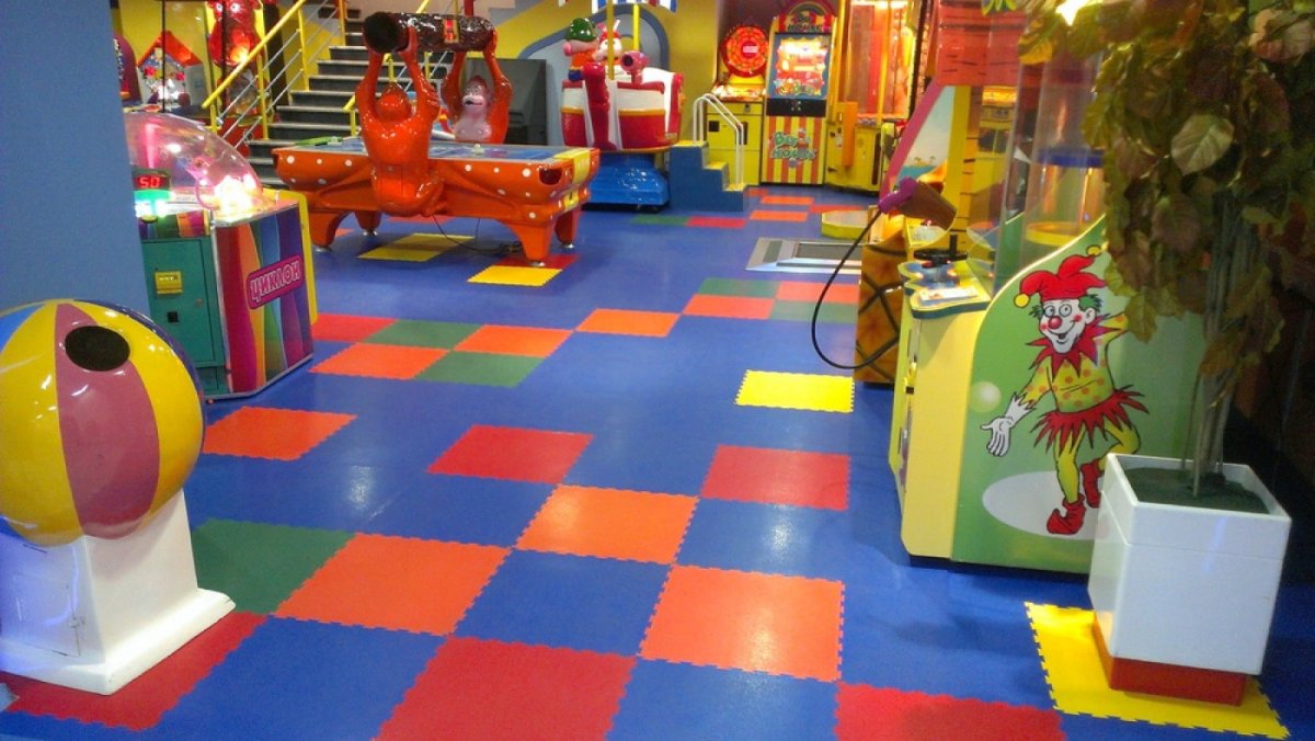 Напольное покрытие для детского центра