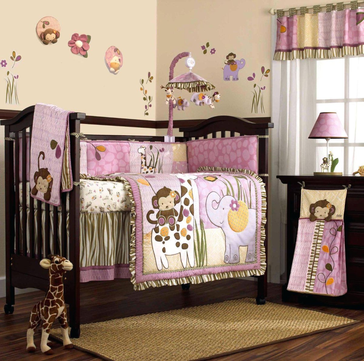 Декор комнаты для девочки