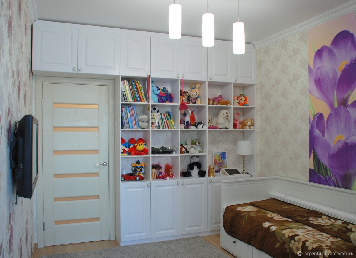 Встроенные шкафы в детской