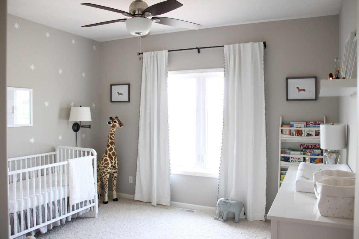 Интерьер детской комнаты в серых тонах