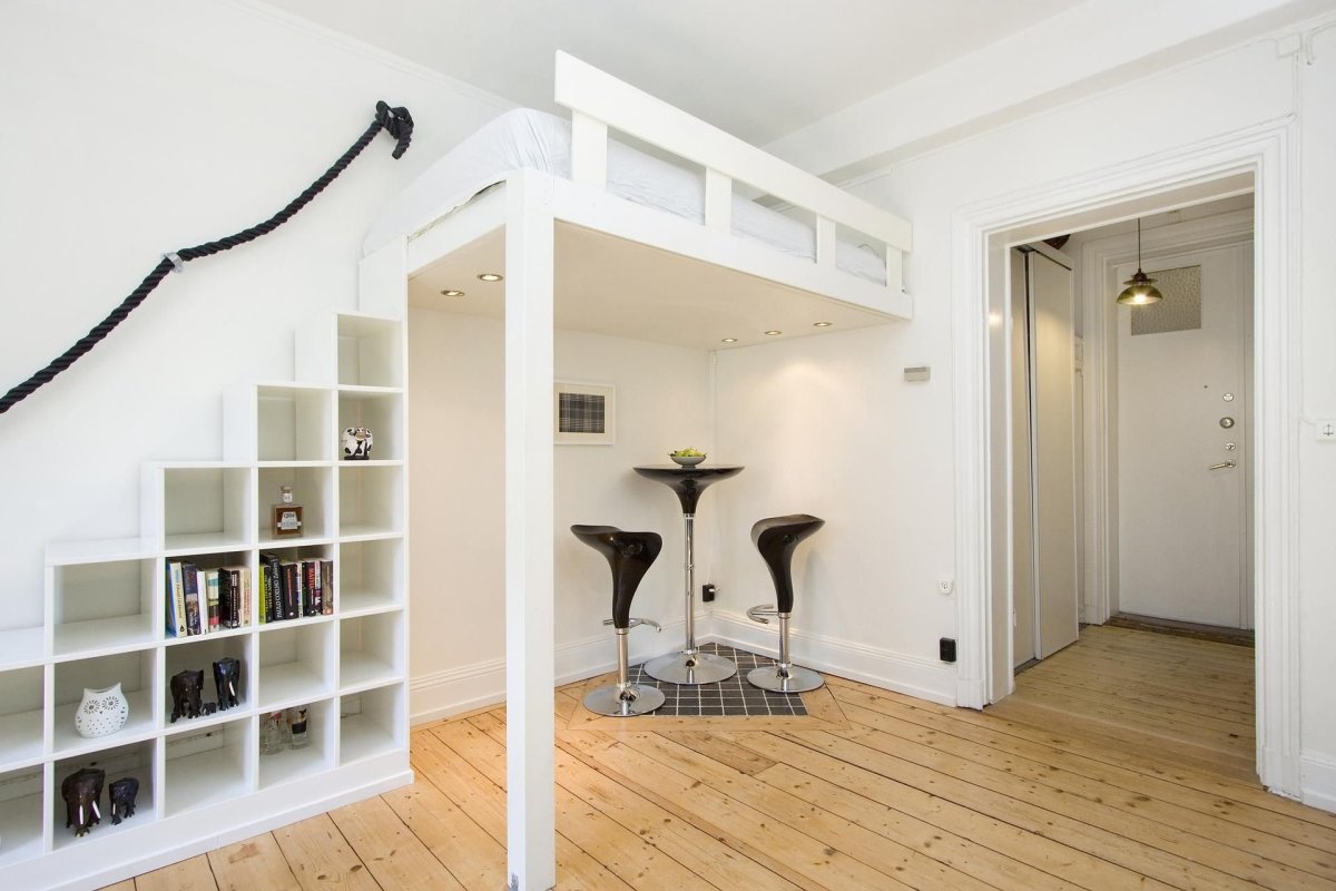 Двухъярусные комнаты с высокими потолками