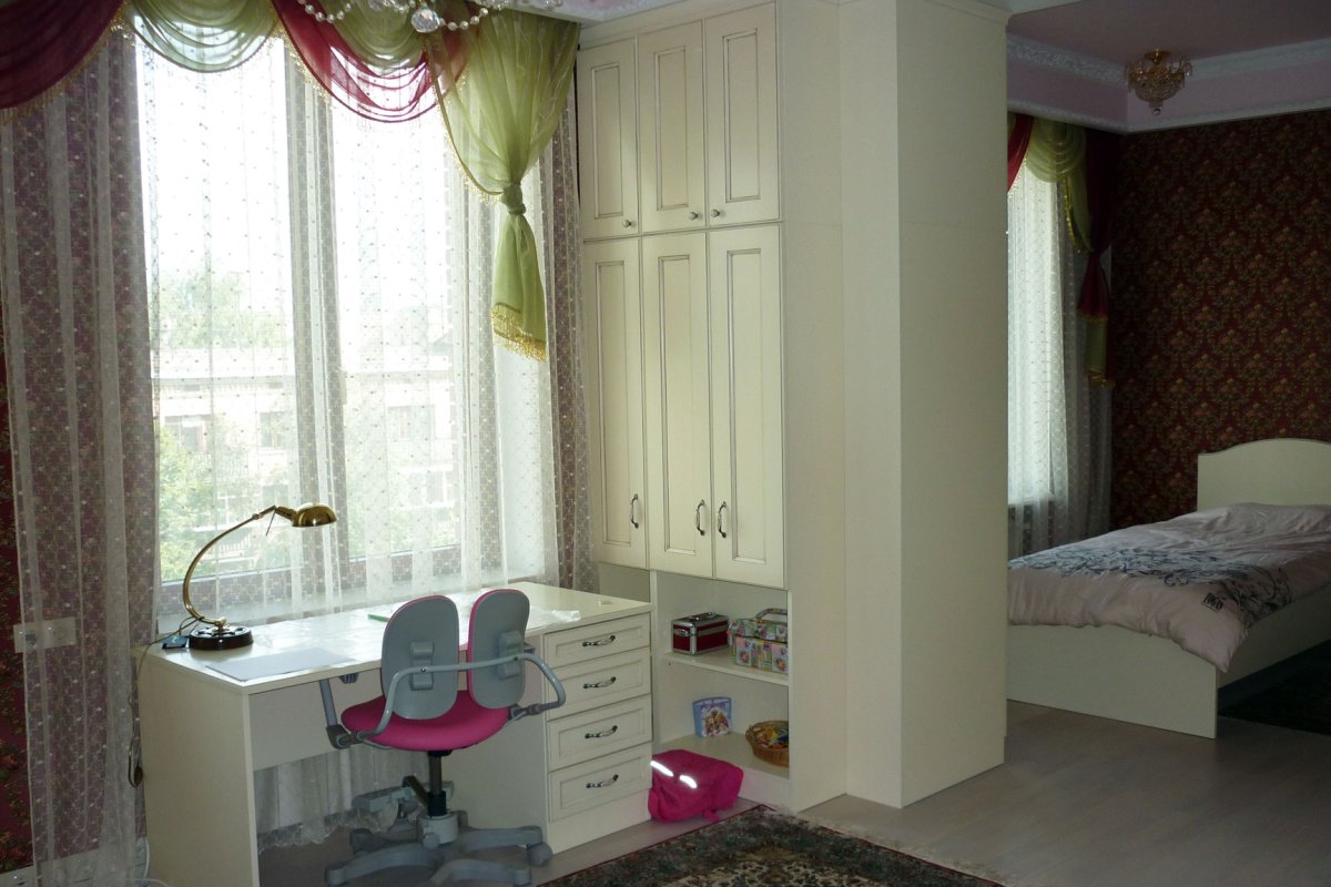 Планировка комнаты для двух девочек