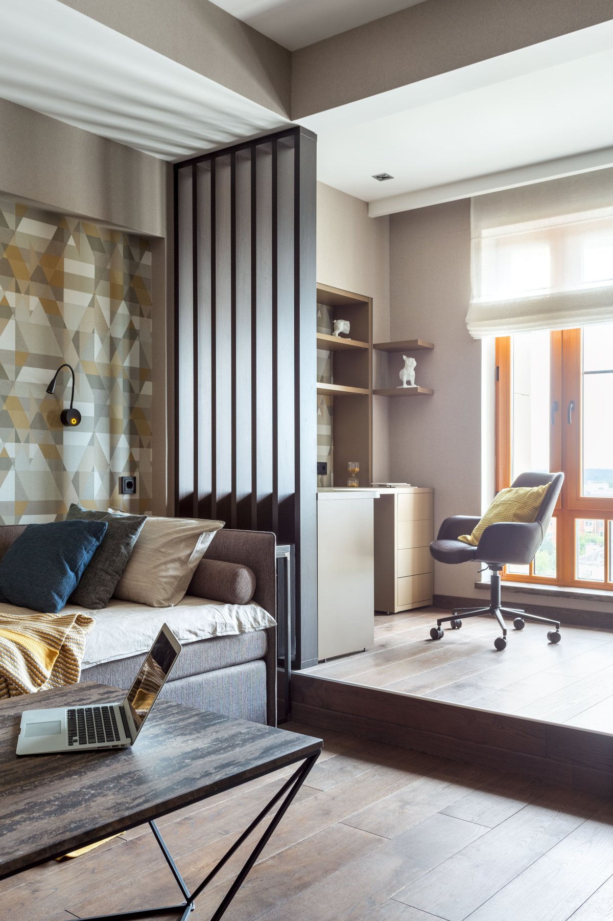 Спальня с бирюзовыми акцентами