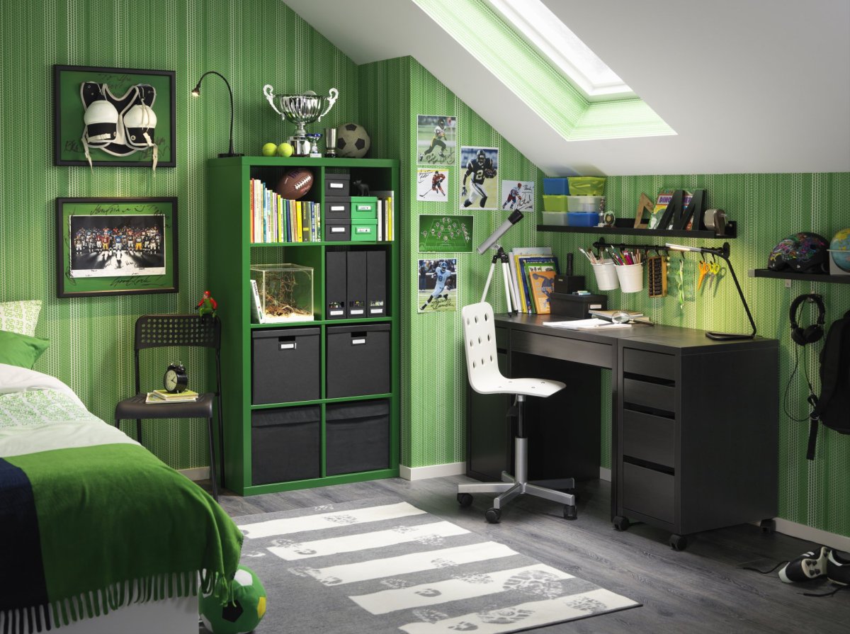 Зеленая детская комната для подростка