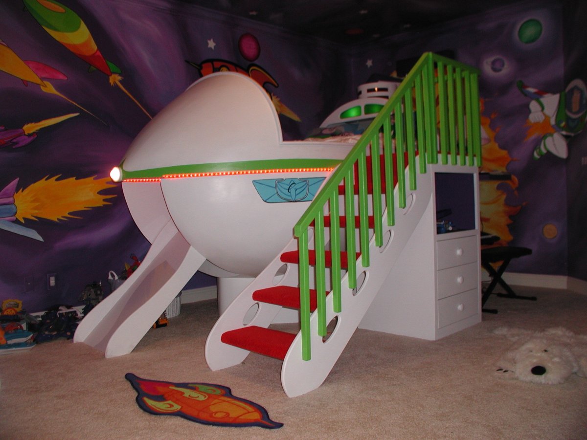 Кроватка ракета детская