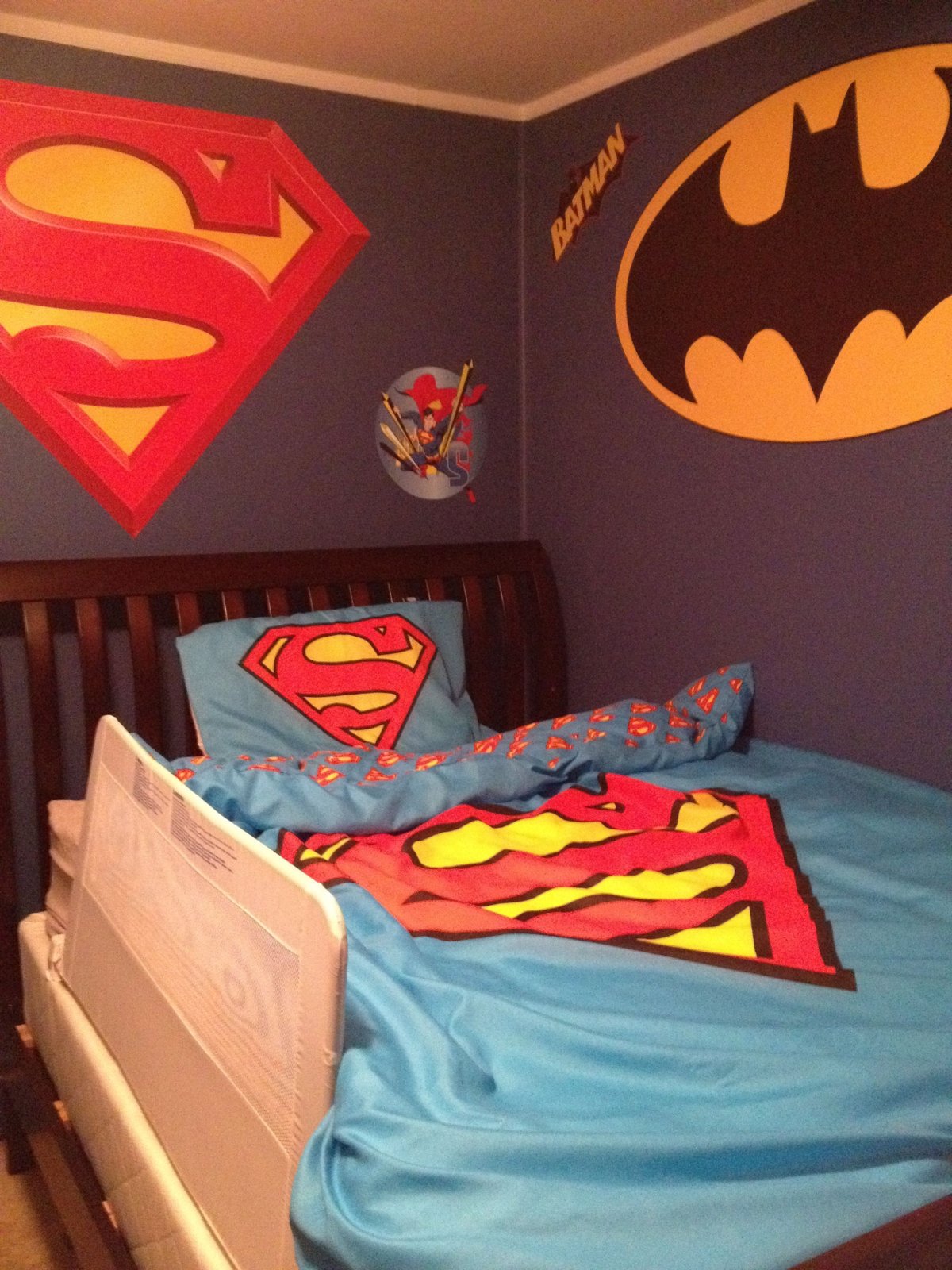 Декор для комнаты супергероев
