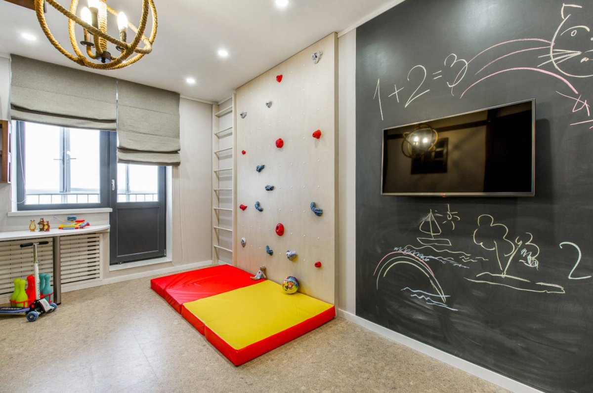 Детская комната с грифельной доской