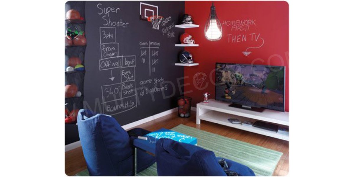 Комната для творческой девушки