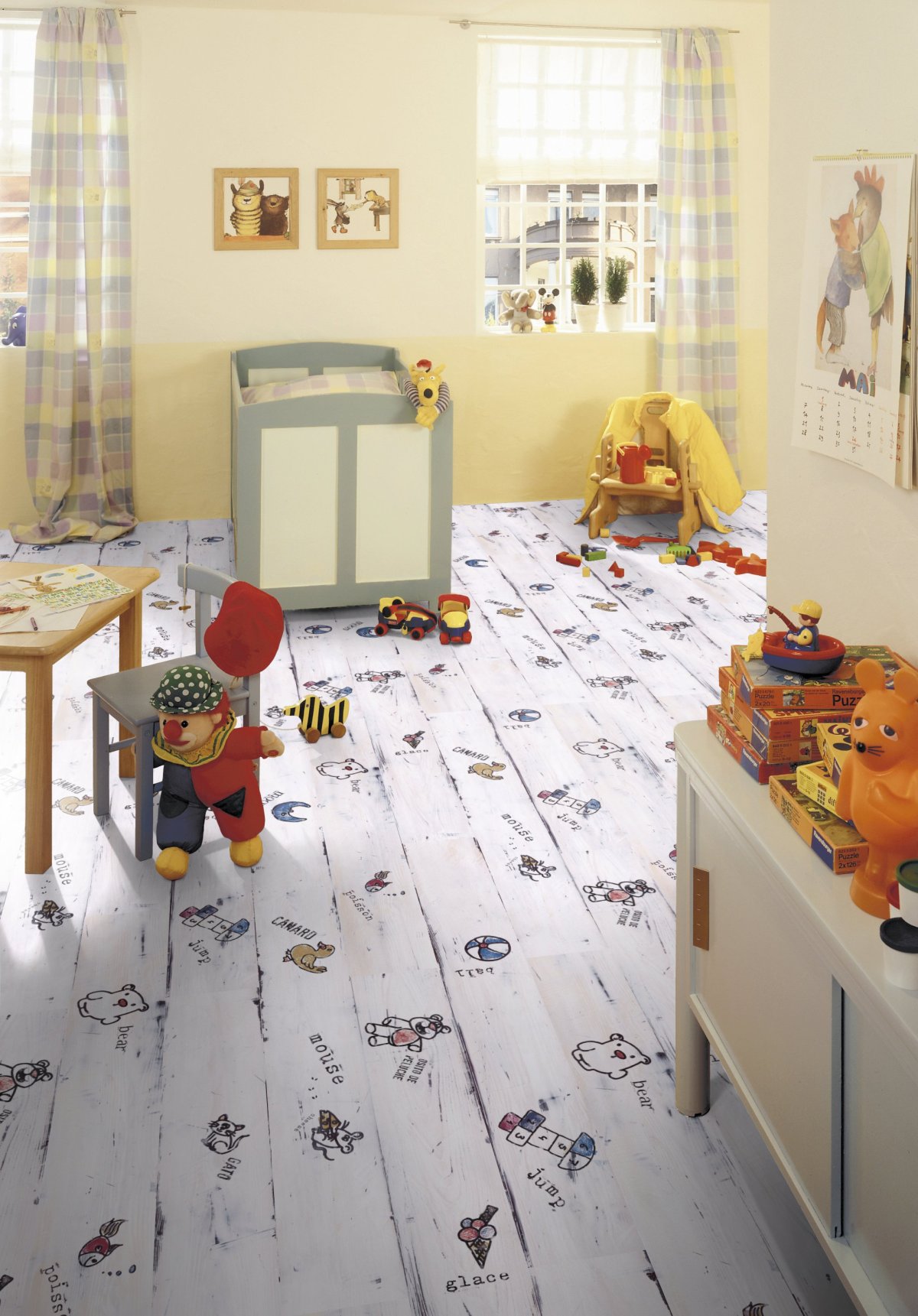 Ламинат Кронотекс детская площадка