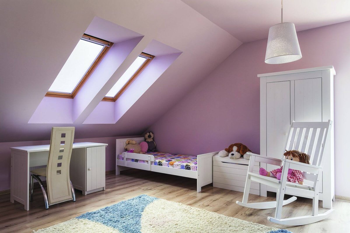 Комната для девочки на мансарде