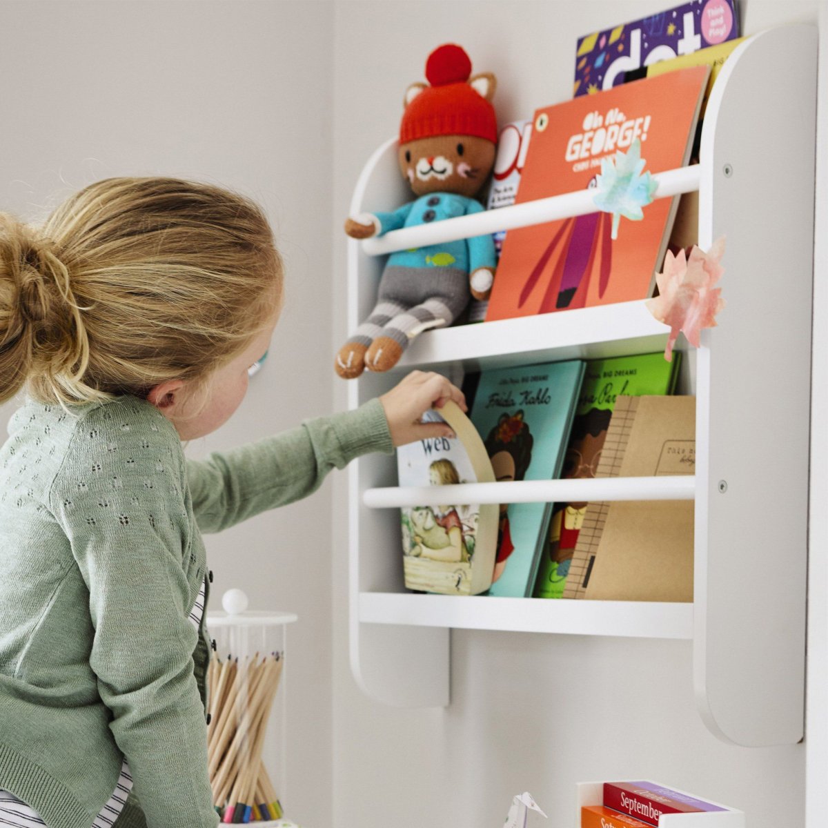 Полка Монтессори для игрушек
