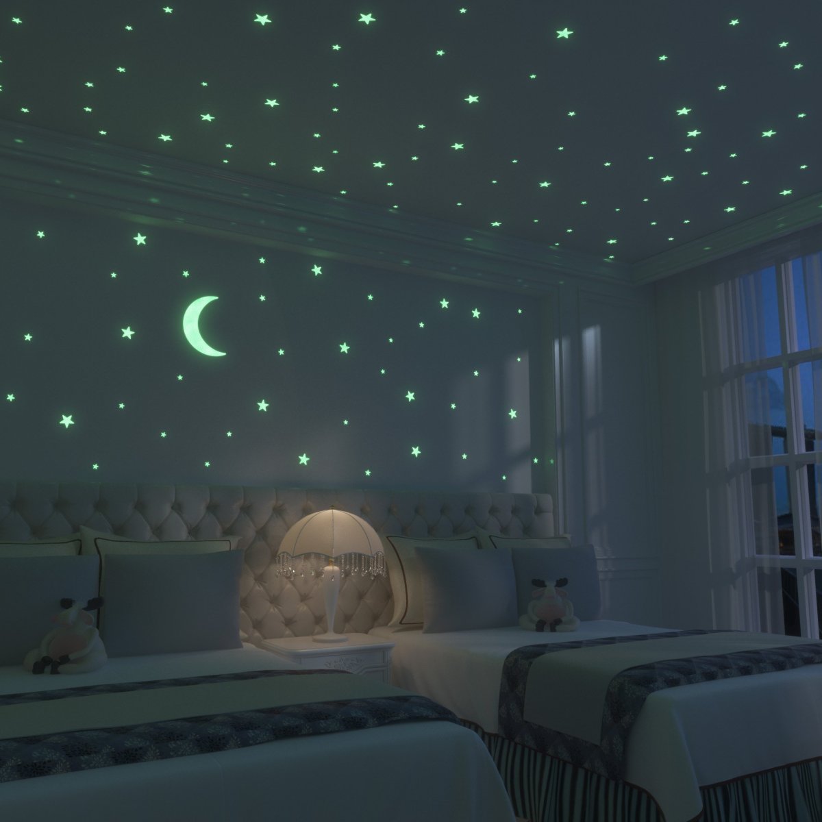 Звёздный потолок в комнате