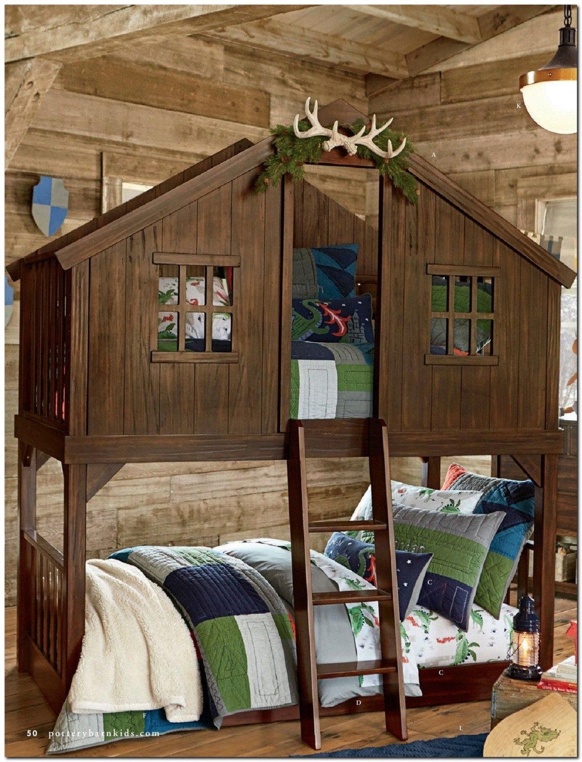 Кровать домик на дереве