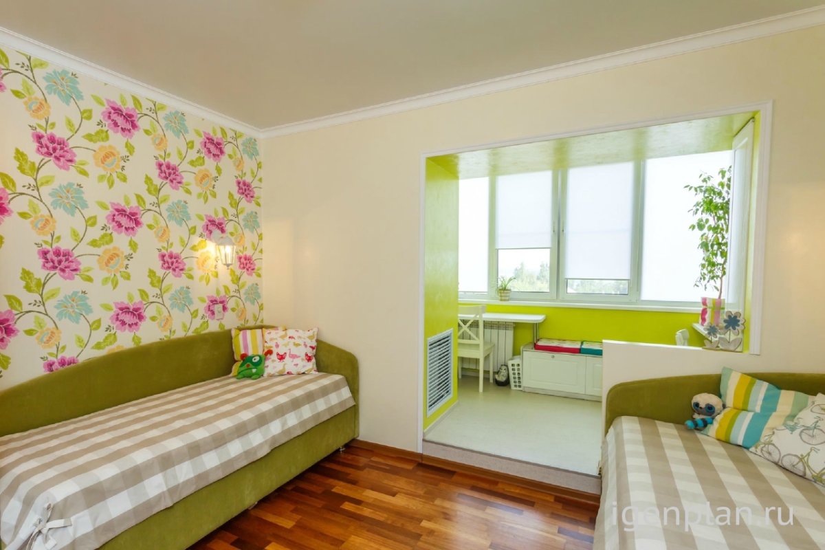 Комбинирование обоев в маленькой детской комнате