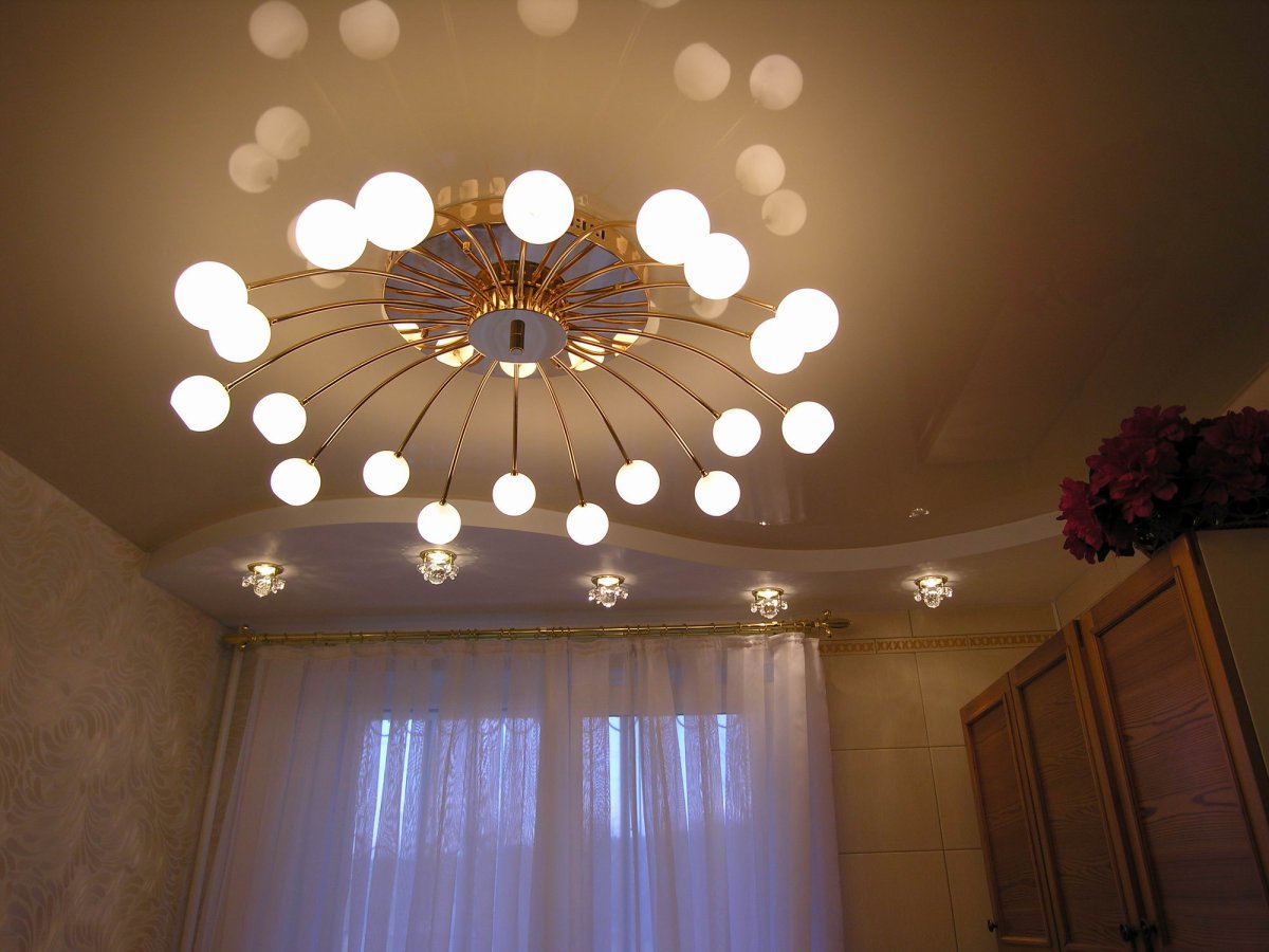 Потолок с подсветкой