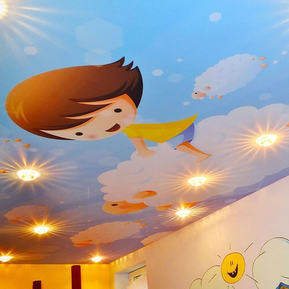 Современный потолок в детской